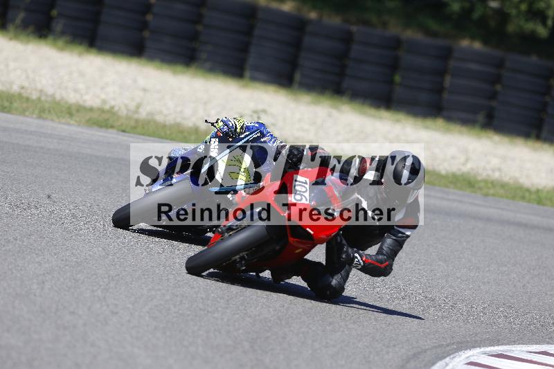 Archiv-2025/48 25.08.2025 Cornu Master School ADR/rot-rouge/106